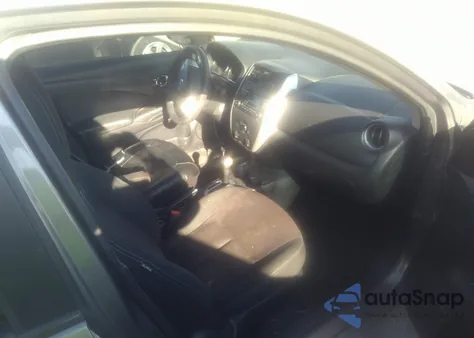 2015 Nissan Versa 1.6 S/1.6 S+/1.6 Sl/1.6 Sv from USA, damaged, VIN 3N1CN7AP2FL815477